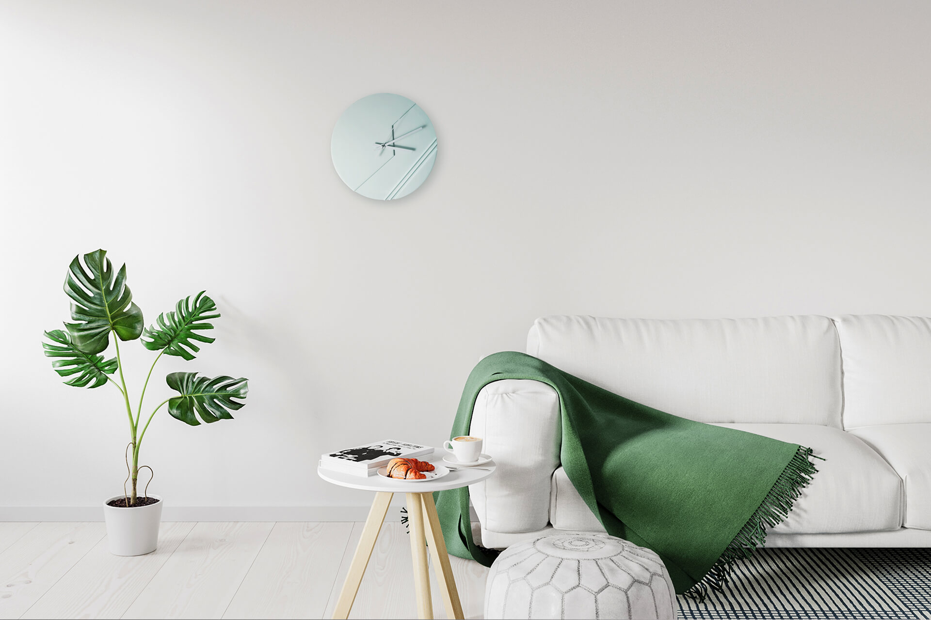 Horloge murale brutaliste menthe au salon
